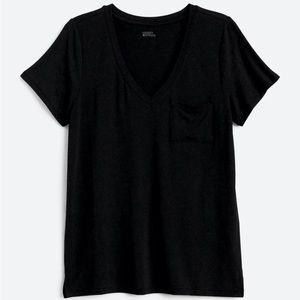 MARKET & SPRUCE Hannah V-Neck Pocket Knit Tee